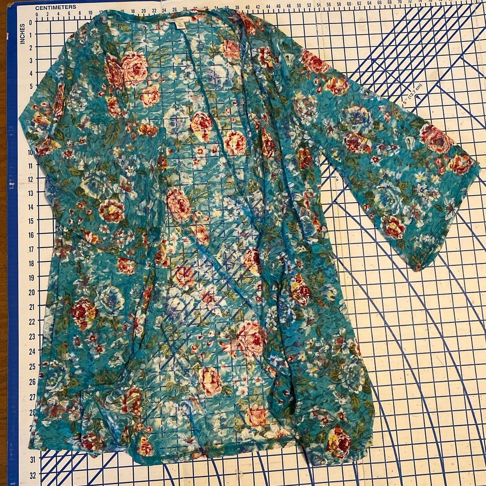 Est 1946 Womens Open Front Cardigan Sz Med floral Lace Boho Chic Cottage Soft